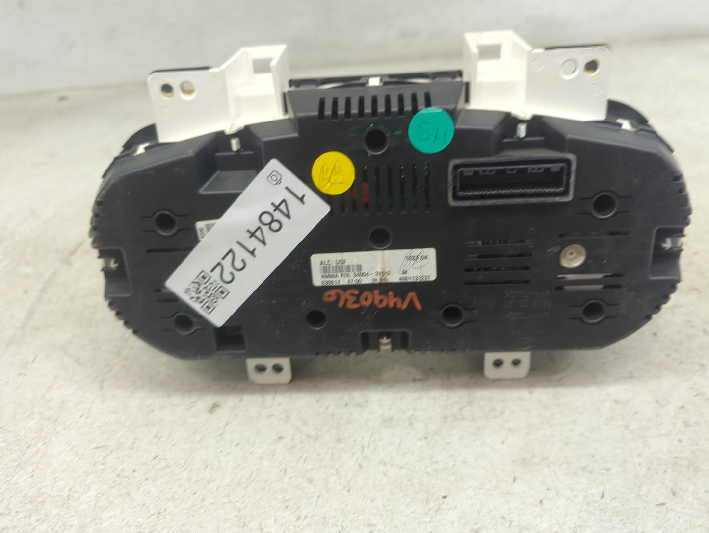 2014-2016 Hyundai Elantra Instrument Cluster Speedometer Gauges P/N:94004-3Y010 Miles: Fits Fits 2014 2015 2016 OEM Used Aut