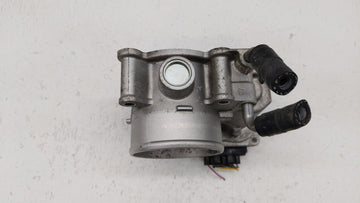 2011-2018 Hyundai Elantra Throttle Body P/N:35100-2E000 Fits Fits 2011 2012 2013 2014 2015 2016 2017 2018 2019 OEM Used Auto Parts