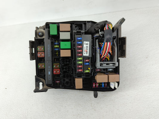2014-2016 Hyundai Elantra Fusebox Fuse Box Panel Relay Module P/N:91951-3X710 91951-3X100 Fits Fits 2014 2015 2016 OEM Used Auto Parts