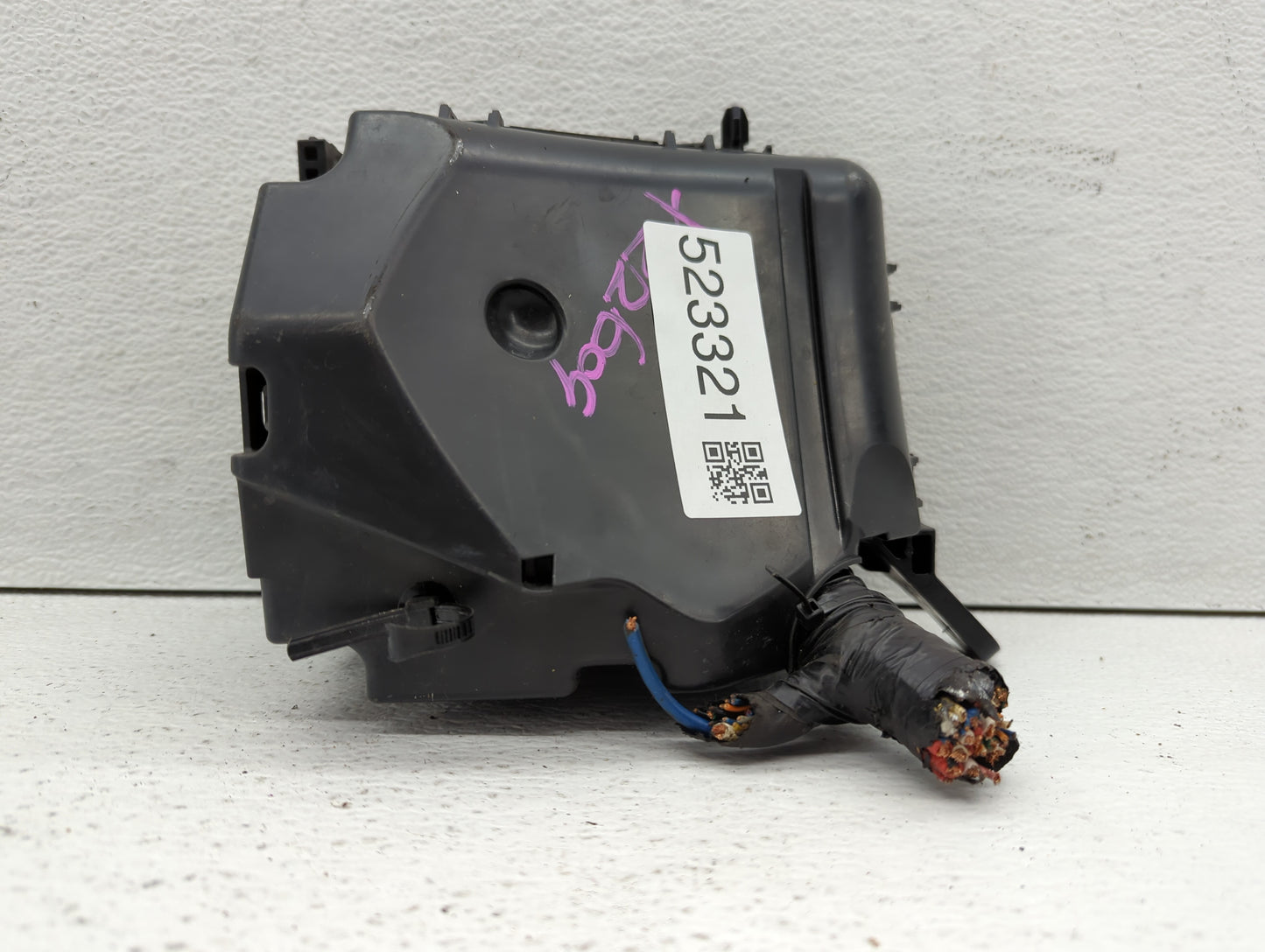 2014-2016 Hyundai Elantra Fusebox Fuse Box Panel Relay Module P/N:91950-3X510 91955-3X050 Fits Fits 2014 2015 2016 OEM Used