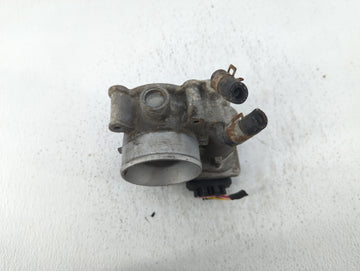 2011-2020 Hyundai Elantra Throttle Body P/N:35100-2E000 Fits Fits 2011 2012 2013 2014 2015 2016 2017 2018 2019 2020 2021 OEM Used Auto Parts