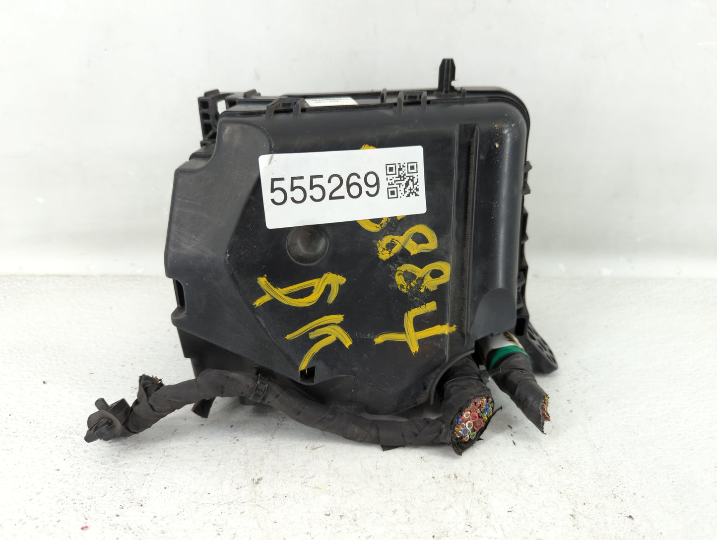 2014-2016 Hyundai Elantra Fusebox Fuse Box Panel Relay Module P/N:91951-3X710 Fits Fits 2014 2015 2016 OEM Used Auto Parts -