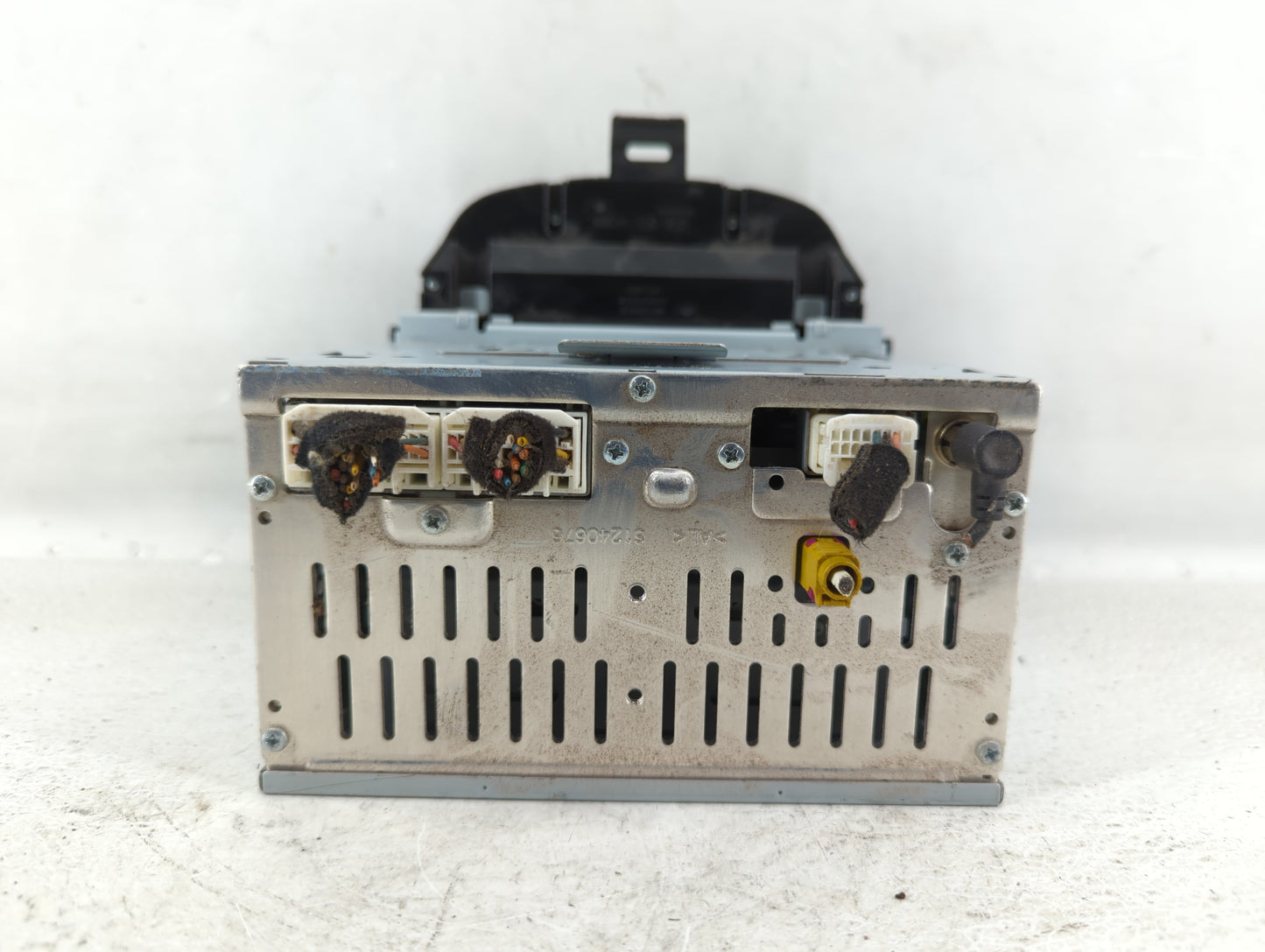 2014-2016 Hyundai Elantra Am Fm Cd Player Radio Receiver - Oemusedautoparts1.com