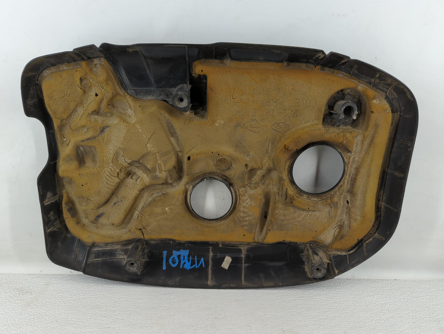 2015 Hyundai Elantra Engine Cover - Oemusedautoparts1.com