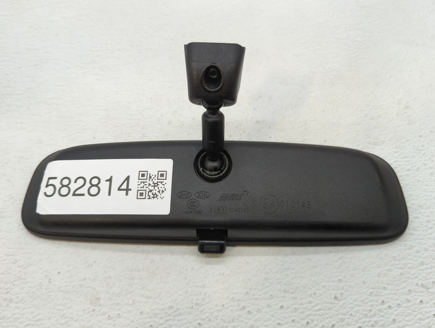 2013-2020 Hyundai Elantra Interior Rear View Mirror Replacement OEM P/N:E4012143 Fits OEM Used Auto Parts - Oemusedautoparts