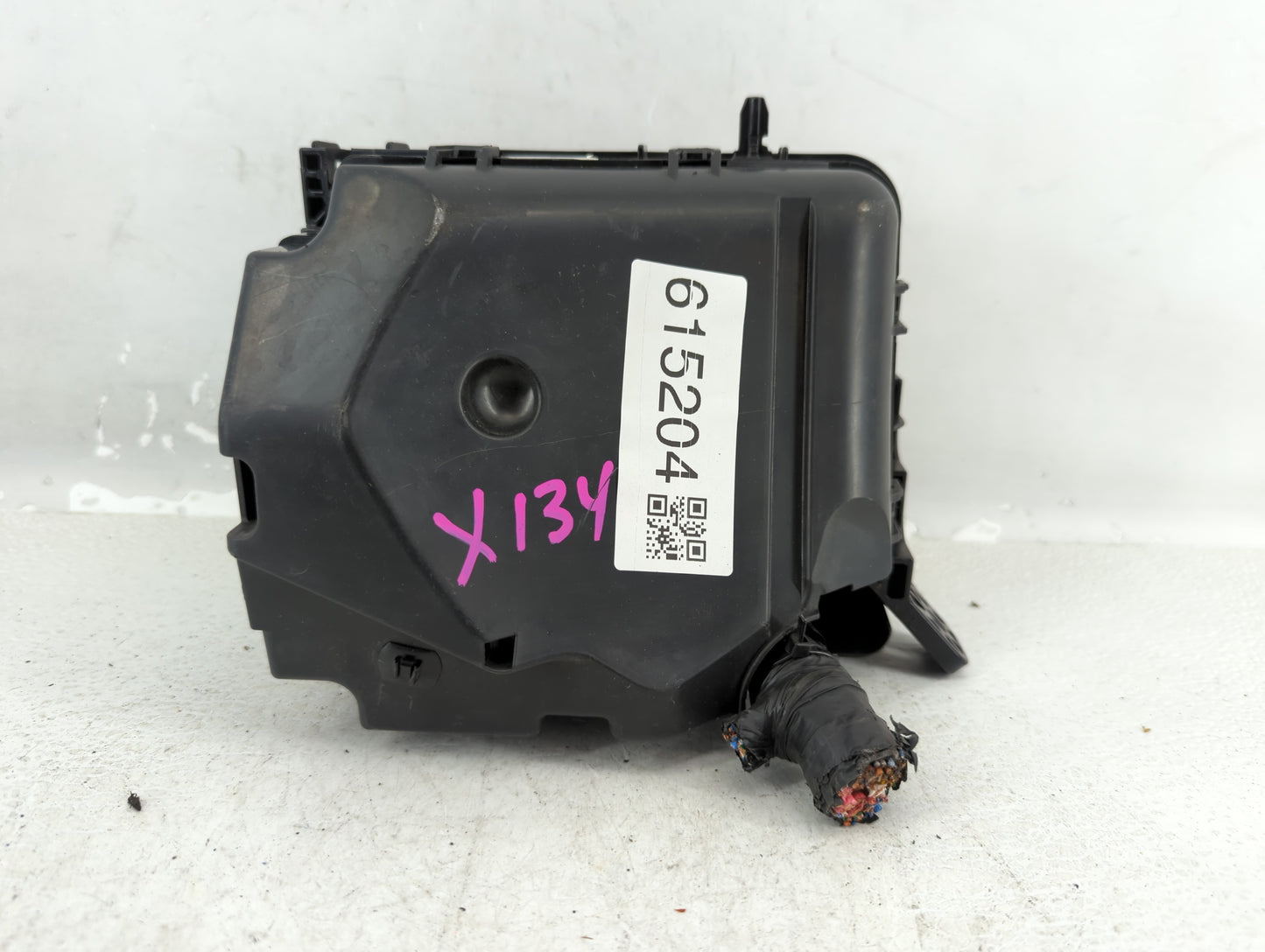 2014-2015 Hyundai Elantra Fusebox Fuse Box Panel Relay Module P/N:91239 A5245 Fits Fits 2014 2015 OEM Used Auto Parts - Oemu