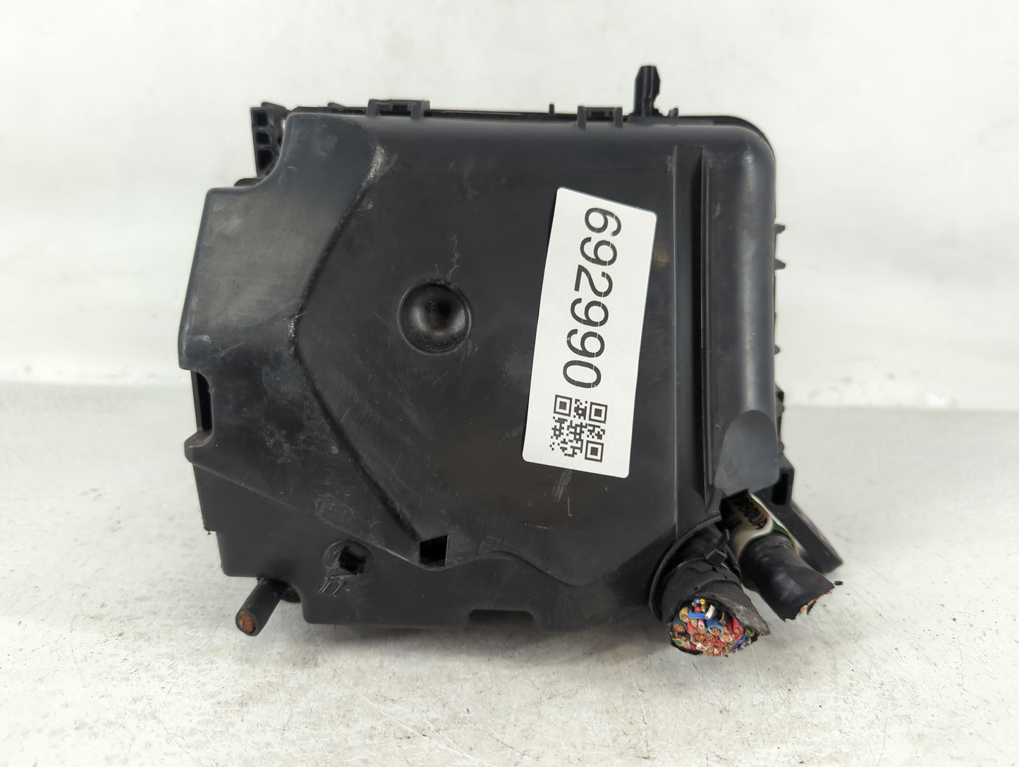 2014-2016 Hyundai Elantra Fusebox Fuse Box Panel Relay Module P/N:91951-3X710 Fits Fits 2014 2015 2016 OEM Used Auto Parts -