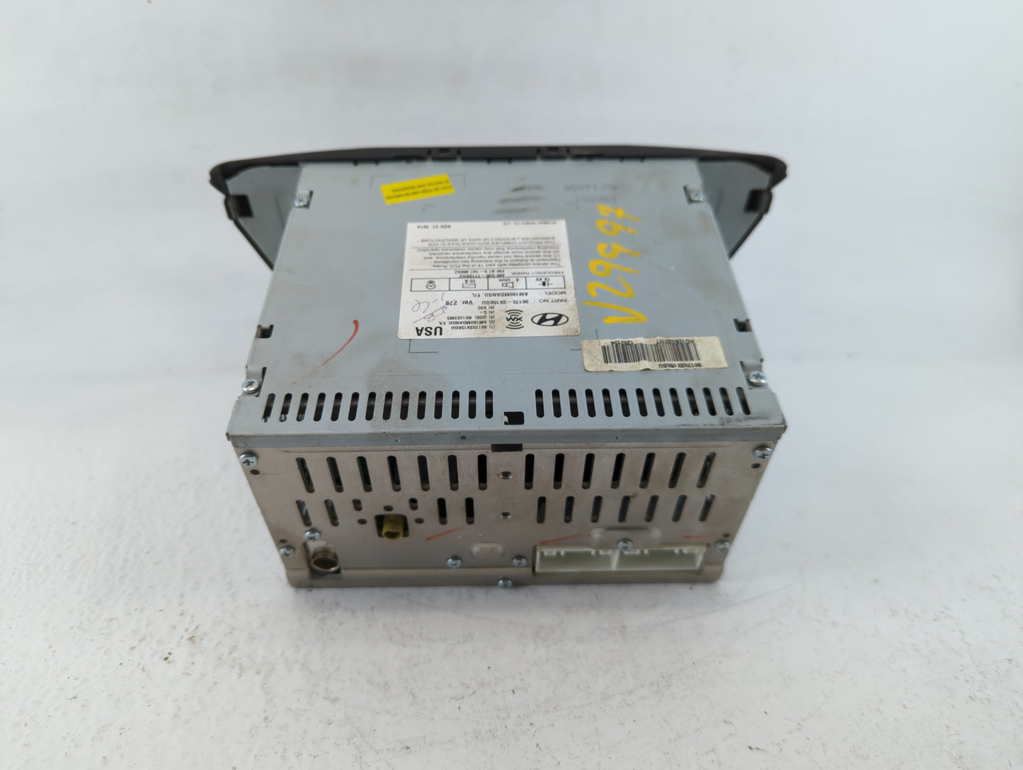 2014-2016 Hyundai Elantra Am Fm Cd Player Radio Receiver - Oemusedautoparts1.com
