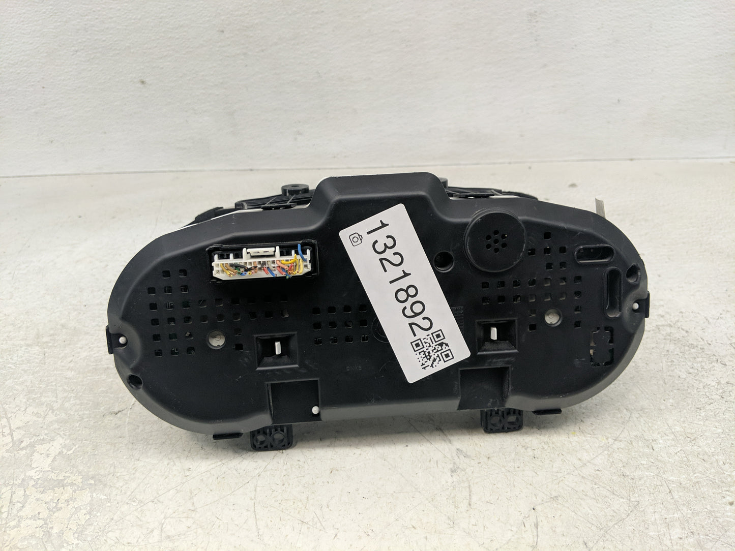 2015 Hyundai Genesis Instrument Cluster Speedometer Gauges P/N:94031-2M320 Fits OEM Used Auto Parts - Oemusedautoparts1.com