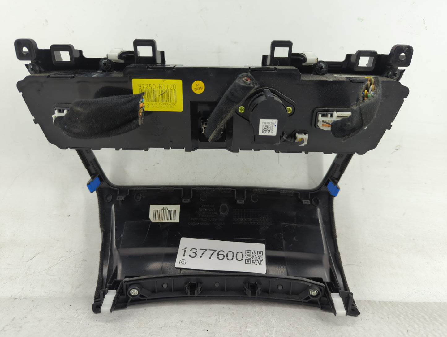 2015-2016 Hyundai Genesis Climate Control Module Temperature AC/Heater Replacement P/N:97250-B1120 Fits Fits 2015 2016 2017
