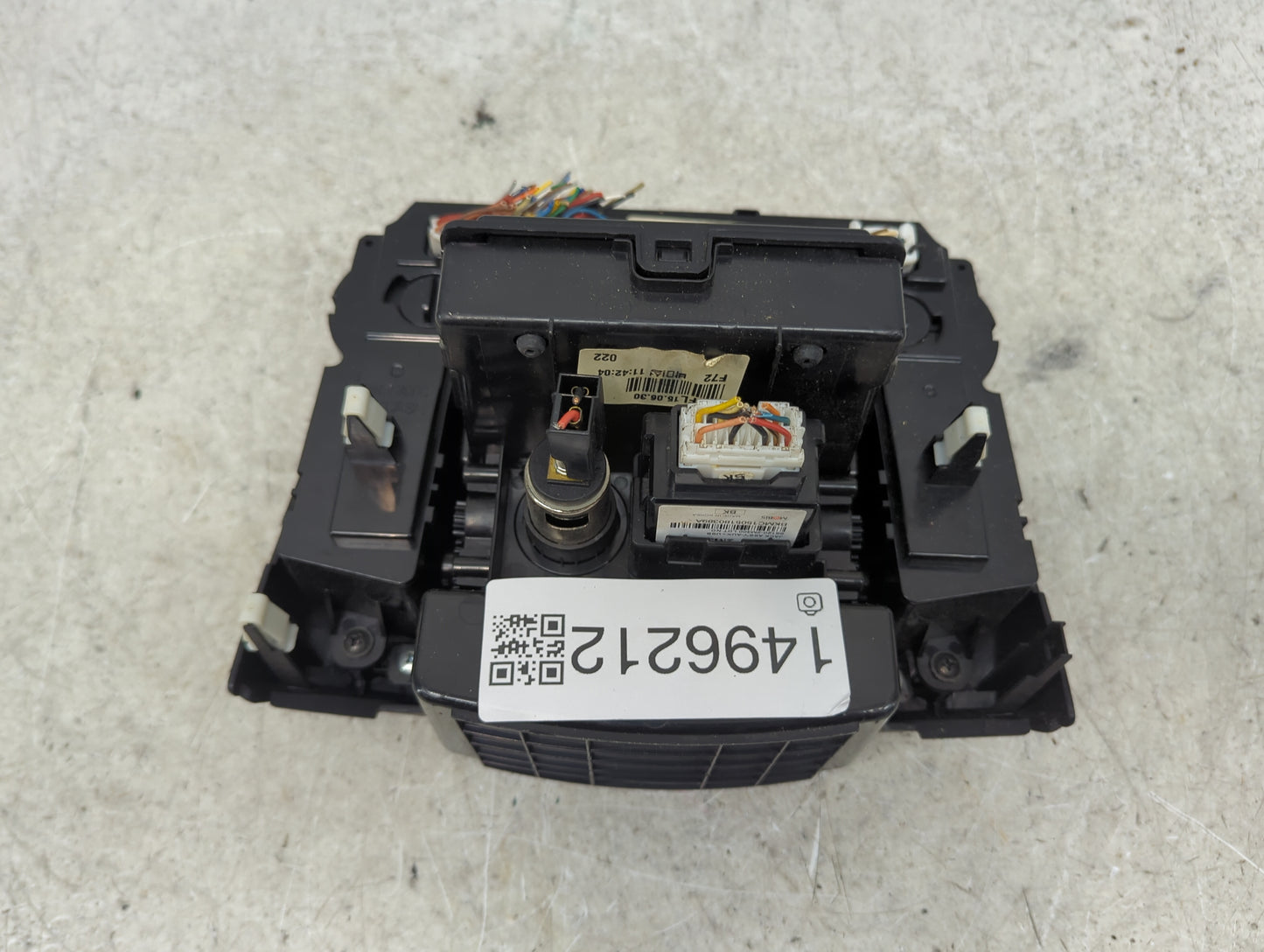 2013-2015 Hyundai Genesis Climate Control Module Temperature AC/Heater Replacement Fits Fits 2013 2014 2015 OEM Used Auto Pa
