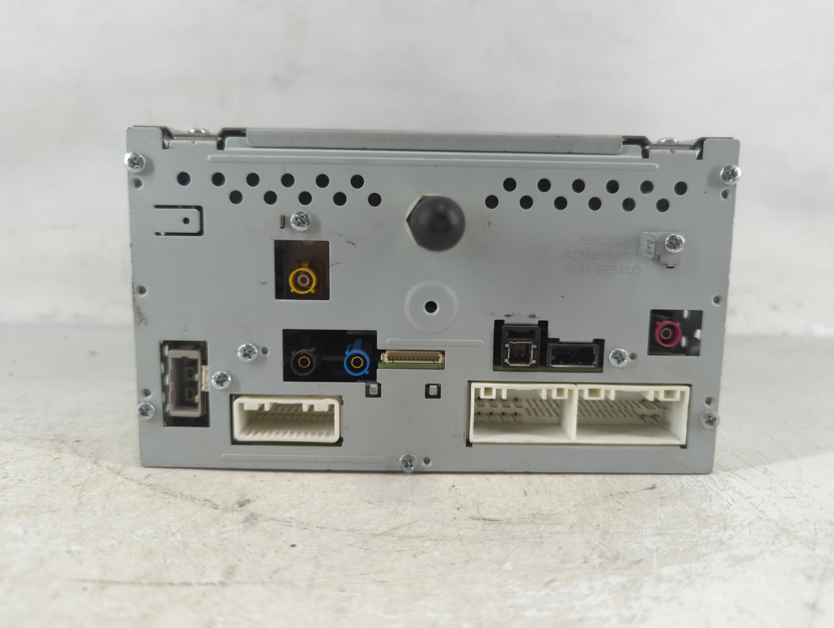 2015-2016 Hyundai Genesis Am Fm Cd Player Radio Receiver 701049 - Oemusedautoparts1.com