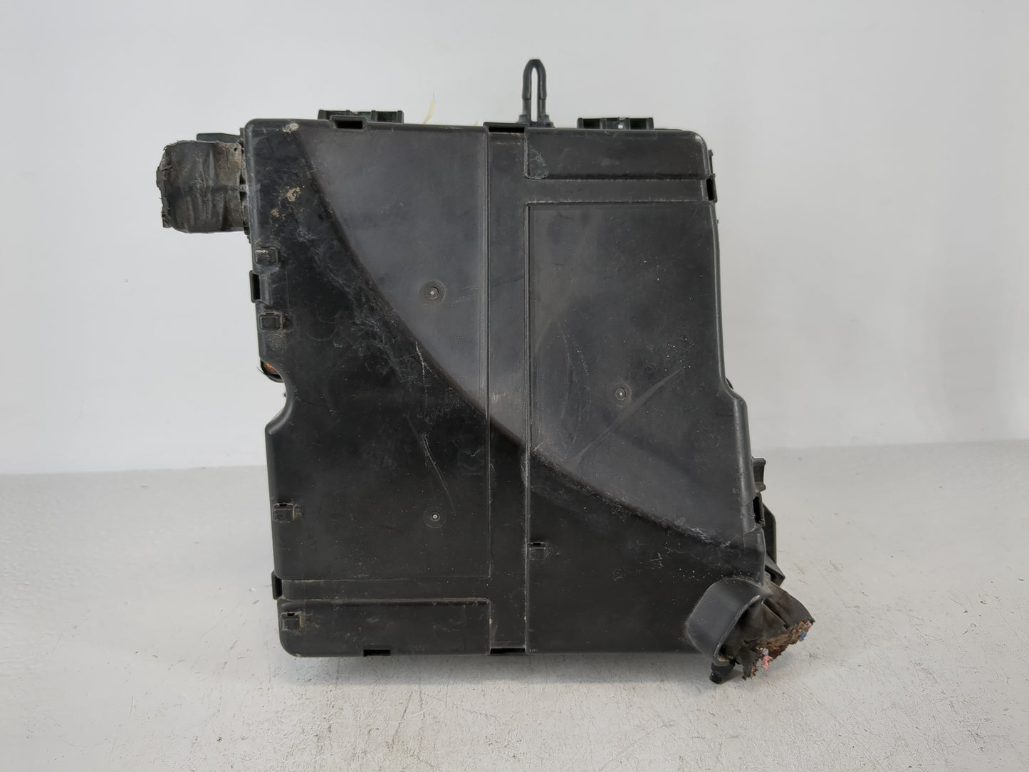 2015 Hyundai Santa Fe Fusebox Fuse Box Panel Relay Module P/N:91941-4Z011QQH 91941-4Z011 Fits OEM Used Auto Parts - Oemuseda