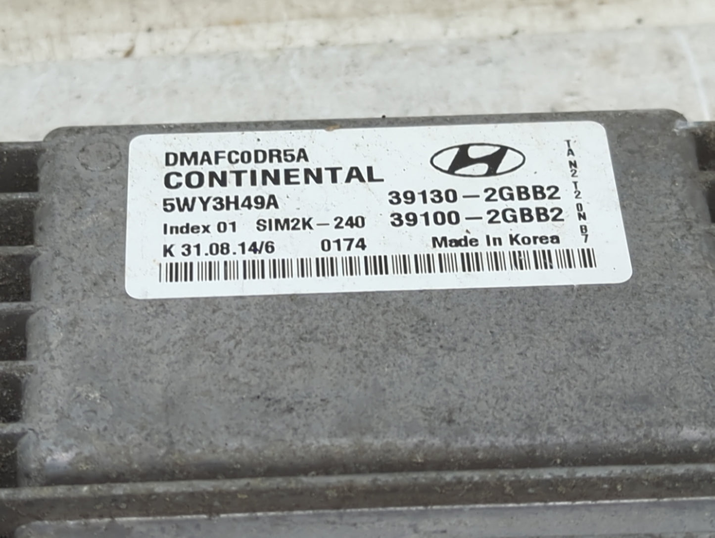 2015 Hyundai Santa Fe PCM Engine Control Computer ECU ECM PCU OEM P/N:39130-2GBB2 39100-2GBB2, 5WY3H49A, DMAFC0DR5A Fits OEM