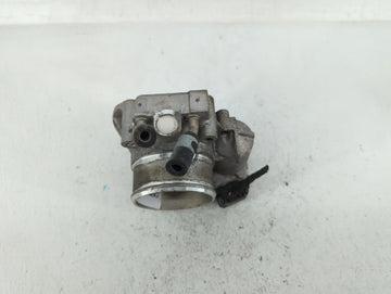 2015 Hyundai Santa Fe Throttle Body P/N:22030-0T080 35100-2G710 Fits Fits 2011 2012 2013 2014 2016 OEM Used Auto Parts