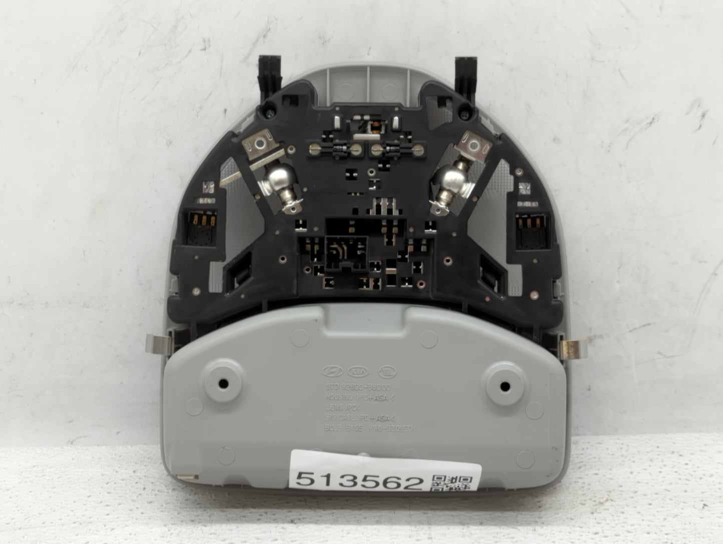 2015 Hyundai Santa Fe Overhead Roof Console Grey - Oemusedautoparts1.com