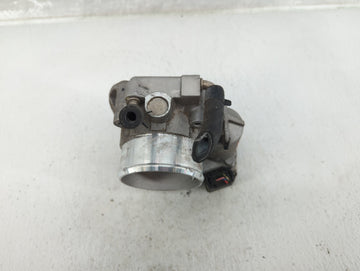 2015 Hyundai Santa Fe Throttle Body P/N:35100-2G700 Fits Fits 2011 2012 2013 2014 2016 OEM Used Auto Parts