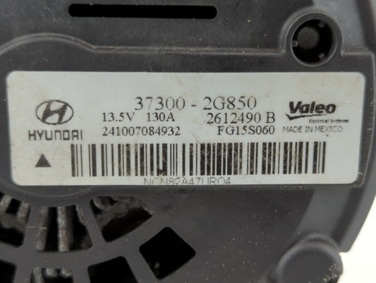 2015 Hyundai Santa Fe Alternator Replacement Generator Charging Assembly Engine OEM P/N:37300-2G850 Fits Fits 2014 OEM Used Auto Parts