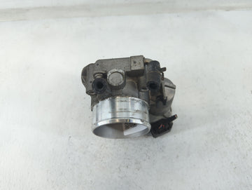 2015 Hyundai Santa Fe Throttle Body P/N:35100-2G700 Fits Fits 2011 2012 2013 2014 2016 OEM Used Auto Parts