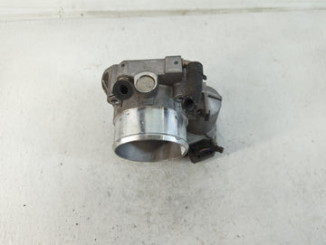 2015 Hyundai Santa Fe Throttle Body P/N:35100-2G700 Fits Fits 2011 2012 2013 2014 2016 OEM Used Auto Parts