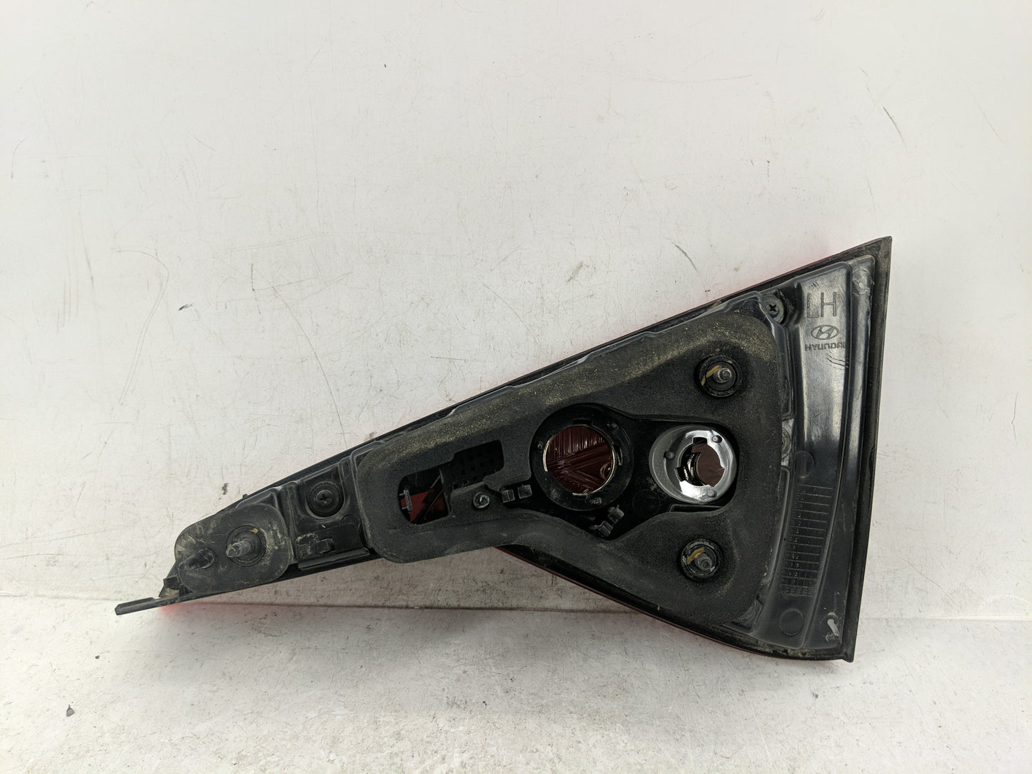 2015 Hyundai Sonata Tail Light Assembly Driver Left OEM Fits OEM Used Auto Parts - Oemusedautoparts1.com