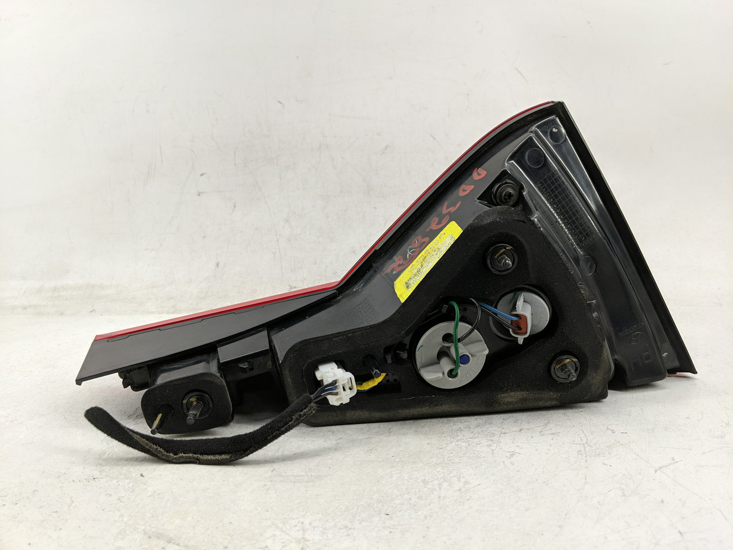 2015-2017 Hyundai Sonata Tail Light Assembly Passenger Right OEM Fits Fits 2015 2016 2017 OEM Used Auto Parts - Oemusedautop