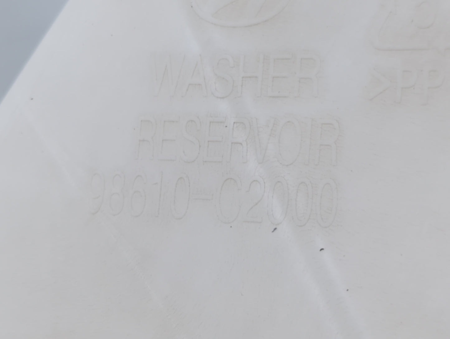 2015-2019 Hyundai Sonata Windshield Washer Fluid Reservoir Bottle Oem - Oemusedautoparts1.com