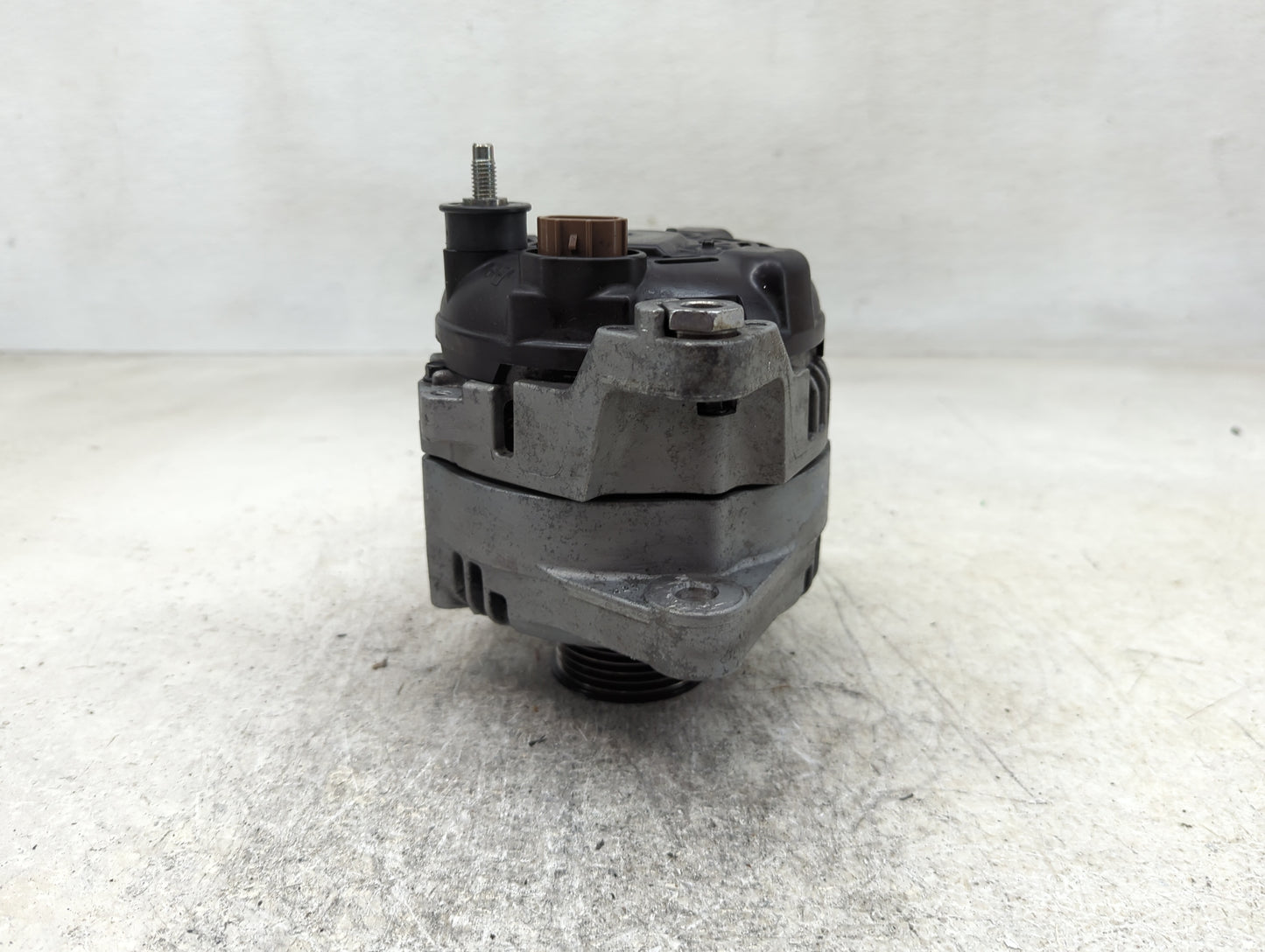 2015-2019 Hyundai Sonata Alternator Replacement Generator Charging Assembly Engine OEM P/N:37300-2G61 Fits OEM Used Auto Par