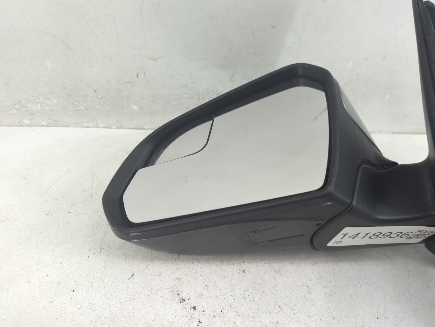 2015 Hyundai Sonata Driver Side View Mirror - Left Door Mirror OEM Used - Oemusedautoparts1.com