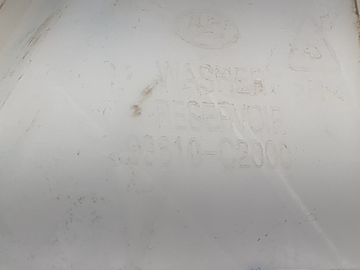 2015-2019 Hyundai Sonata Windshield Washer Fluid Reservoir Bottle Oem 1478822 - Oemusedautoparts1.com