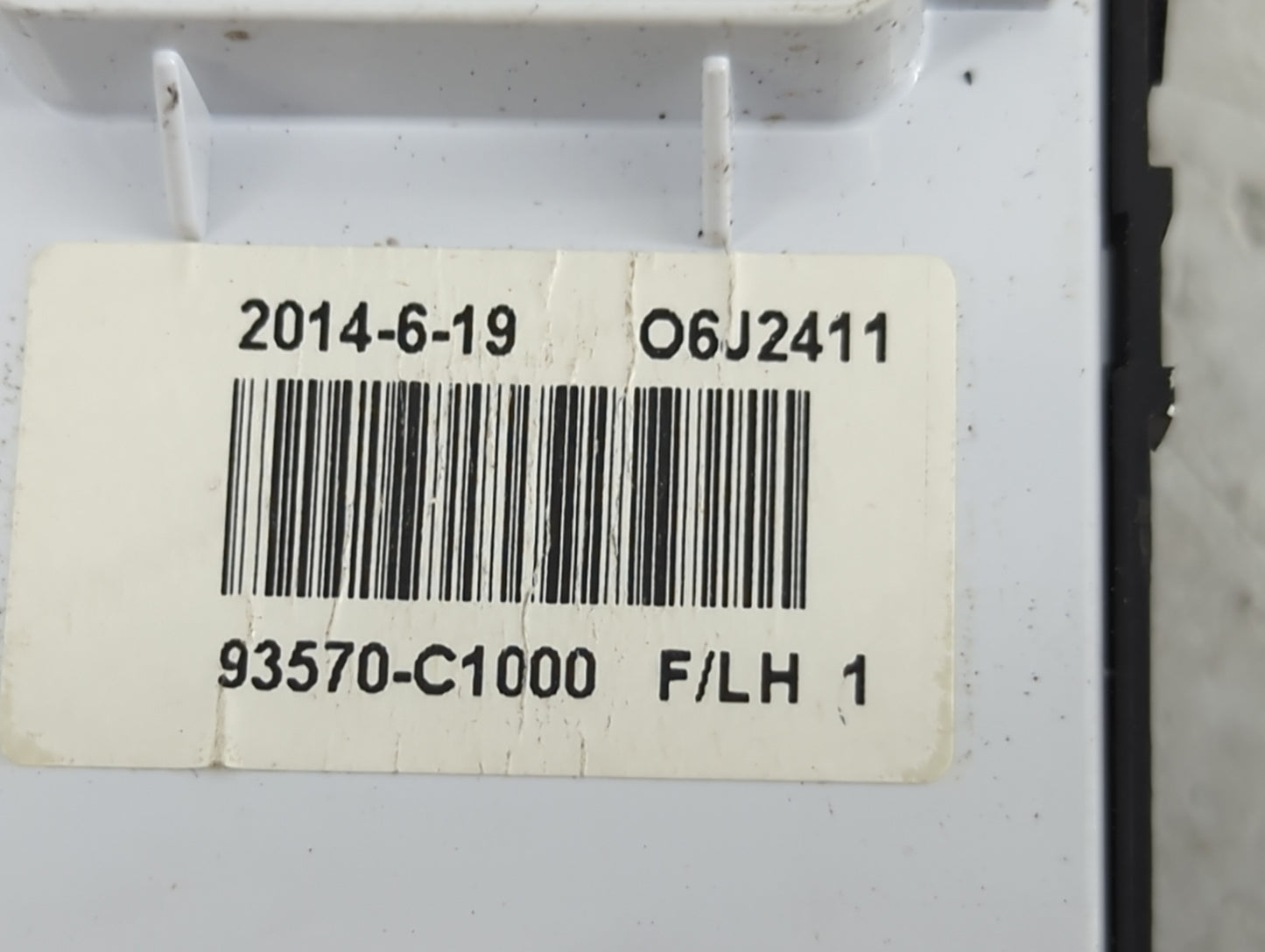 2015-2019 Hyundai Sonata Master Power Window Switch Replacement Driver Side Left P/N:93570-C1000 Fits OEM Used Auto Parts -