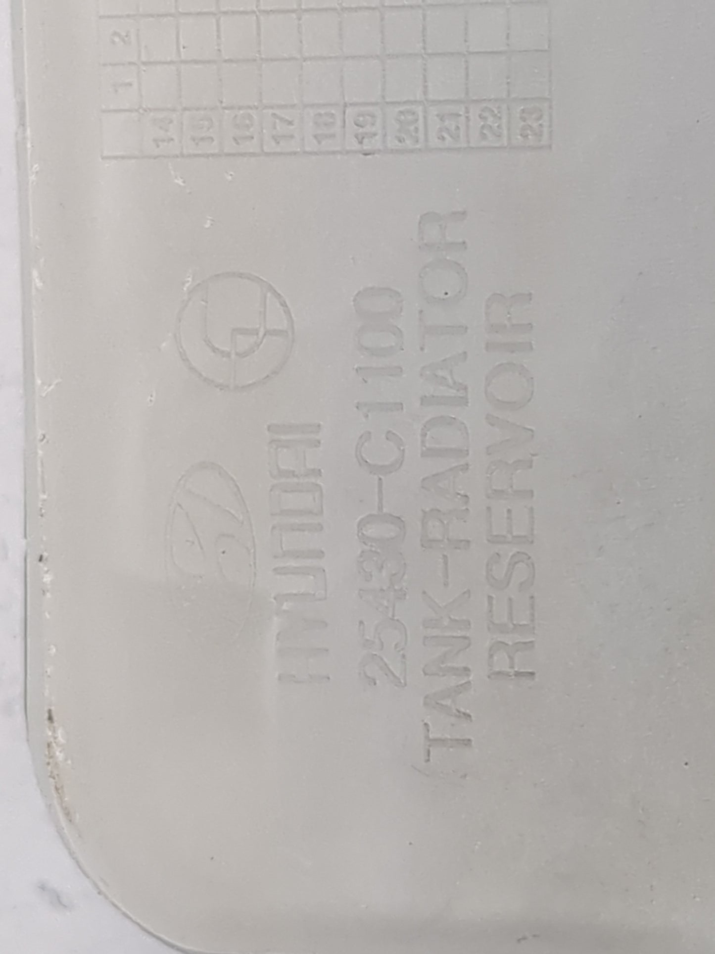 2015-2019 Hyundai Sonata Radiator Coolant Overflow Expansion Tank Bottle 1497960 - Oemusedautoparts1.com