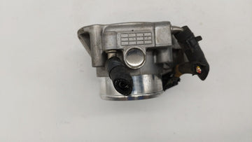 2011-2015 Hyundai Sonata Throttle Body P/N:35100-2G800 Fits Fits 2011 2012 2013 2014 2015 2016 OEM Used Auto Parts
