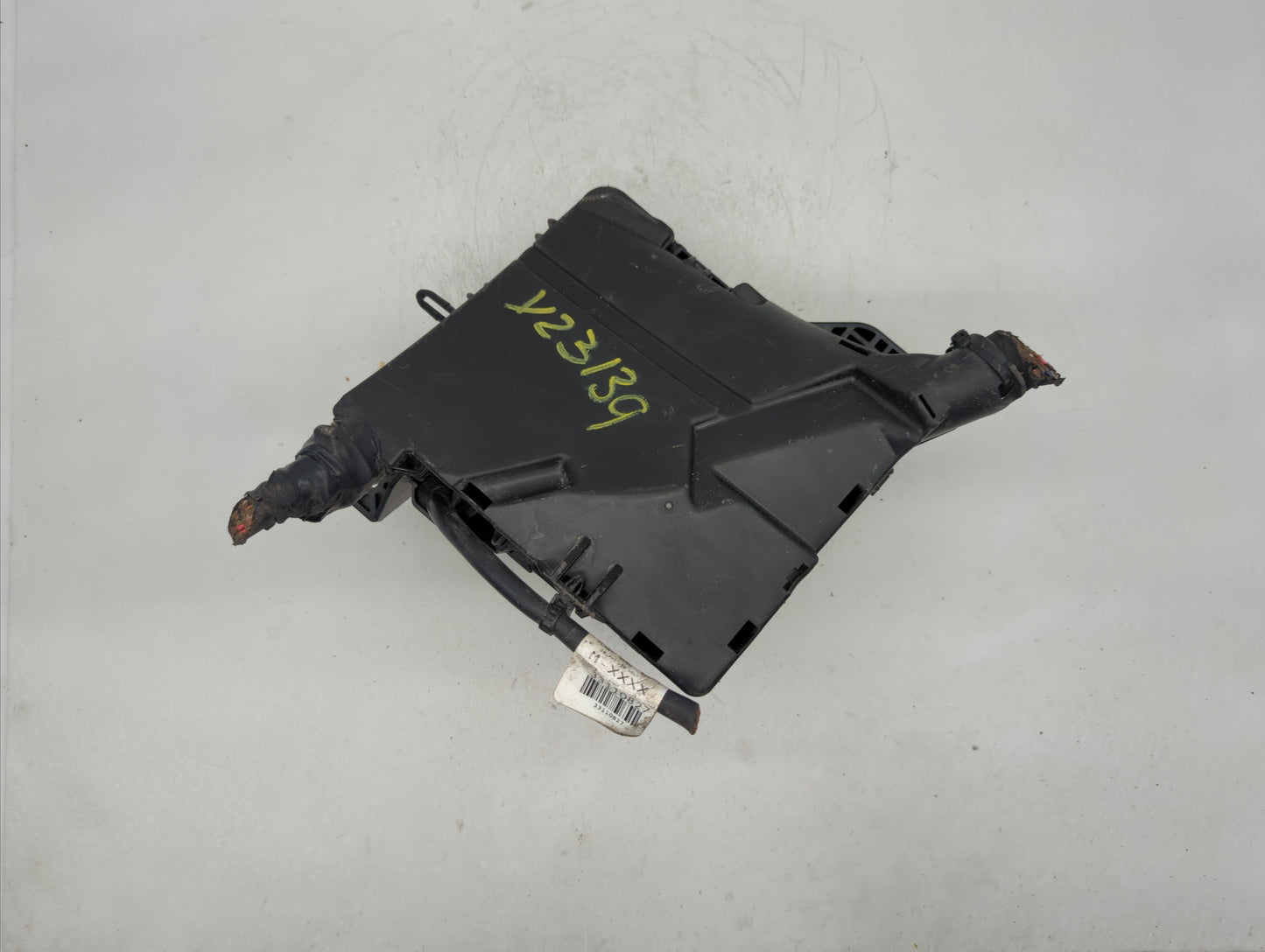 2015 Hyundai Sonata Fusebox Fuse Box Panel Relay Module P/N:91200C2040 6423-0102-7-000 Fits OEM Used Auto Parts - Oemusedaut