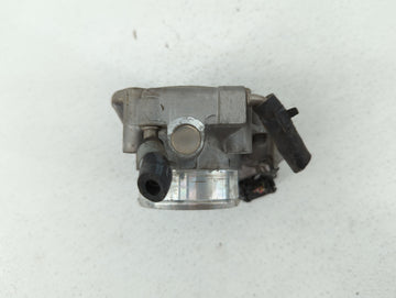 2011-2015 Hyundai Sonata Throttle Body P/N:35100-2G800 9045010020, 0459 1847 AC Fits Fits 2011 2012 2013 2014 2015 2016 OEM Used Auto Parts
