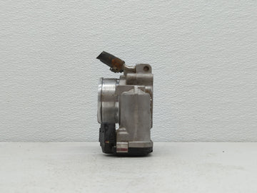 2015-2019 Hyundai Sonata Throttle Body P/N:35100-2G610 Fits Fits 2015 2016 2017 2018 2019 OEM Used Auto Parts