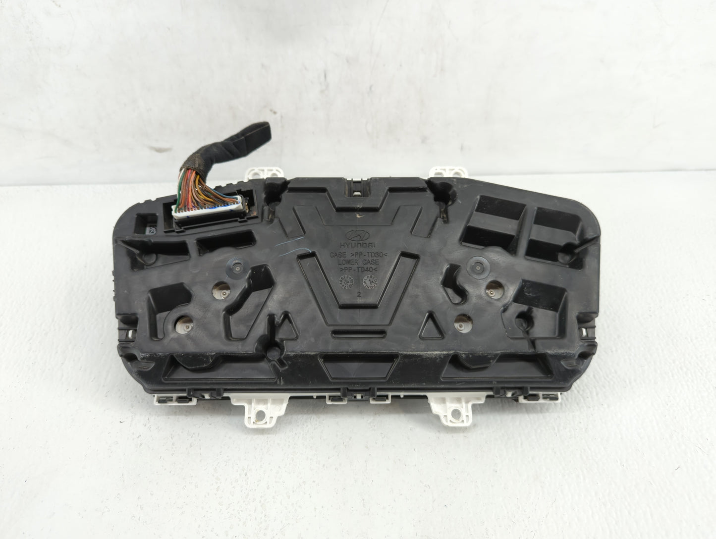 2015 Hyundai Sonata Instrument Cluster Speedometer Gauges P/N:94021-C2000 Fits Fits 1994 1995 OEM Used Auto Parts - Oemuseda