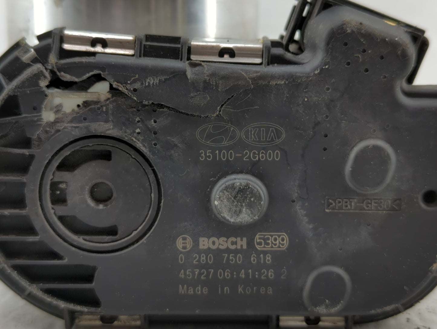 2015-2019 Hyundai Sonata Throttle Body P/N:35100-2G600 Fits Fits 2015 2016 2017 2018 2019 OEM Used Auto Parts - Oemusedautop