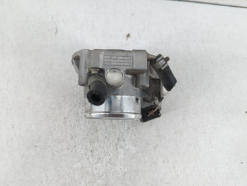 2011-2015 Hyundai Sonata Throttle Body P/N:35100-2G700 35100-2G800 Fits Fits 2011 2012 2013 2014 2015 2016 OEM Used Auto Parts