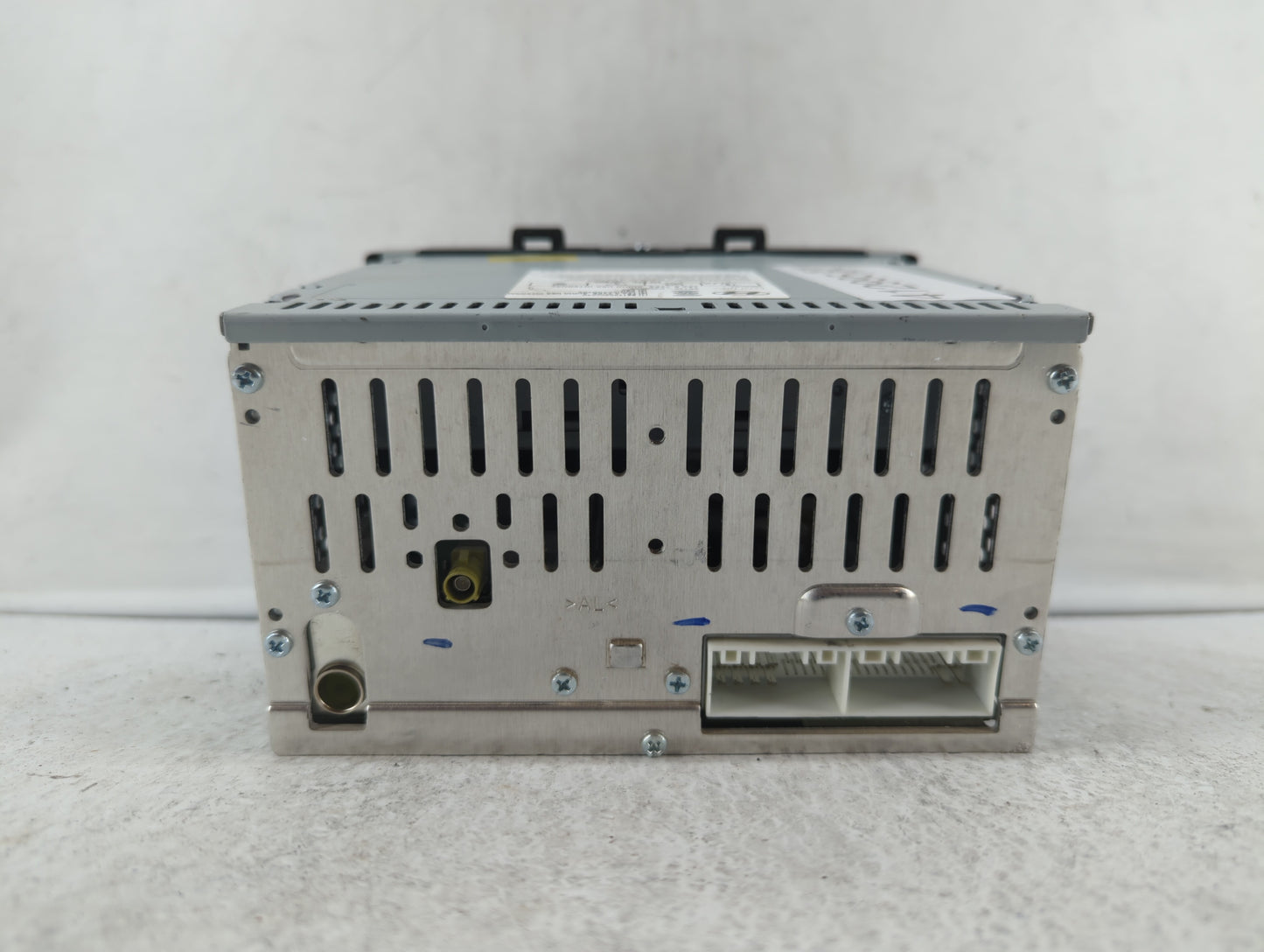 2015-2015 Hyundai Sonata Am Fm Cd Player Radio Receiver - Oemusedautoparts1.com