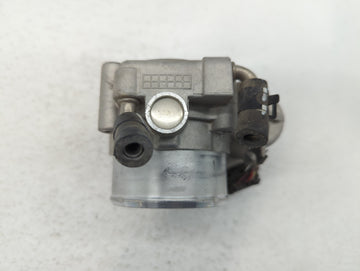 2015-2019 Hyundai Sonata Throttle Body P/N:35100-2G600 Fits Fits 2015 2016 2017 2018 2019 2020 2021 OEM Used Auto Parts