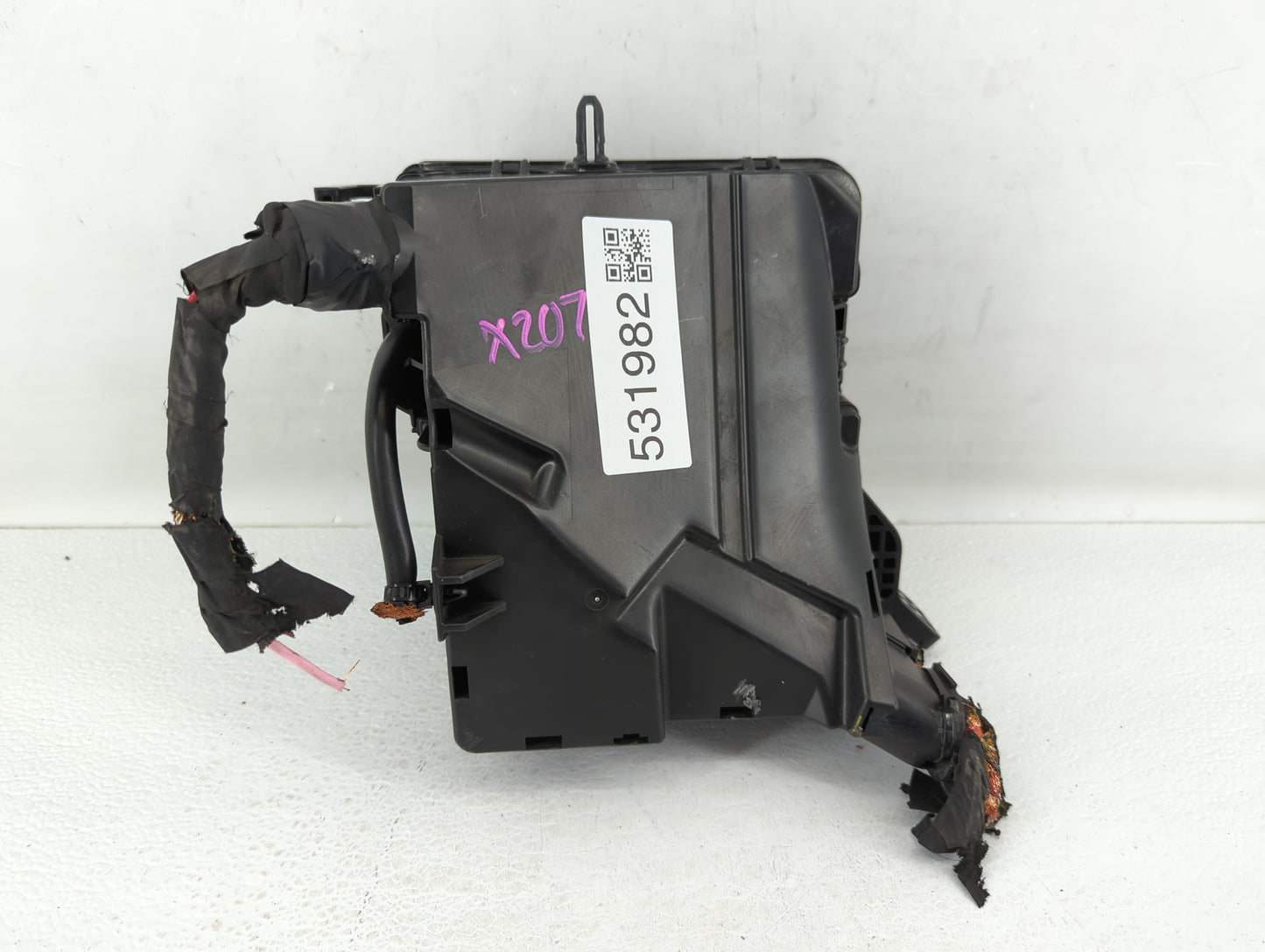 2015 Hyundai Sonata Fusebox Fuse Box Panel Relay Module P/N:91950-C1820 91200-C2010 Fits OEM Used Auto Parts - Oemusedautopa