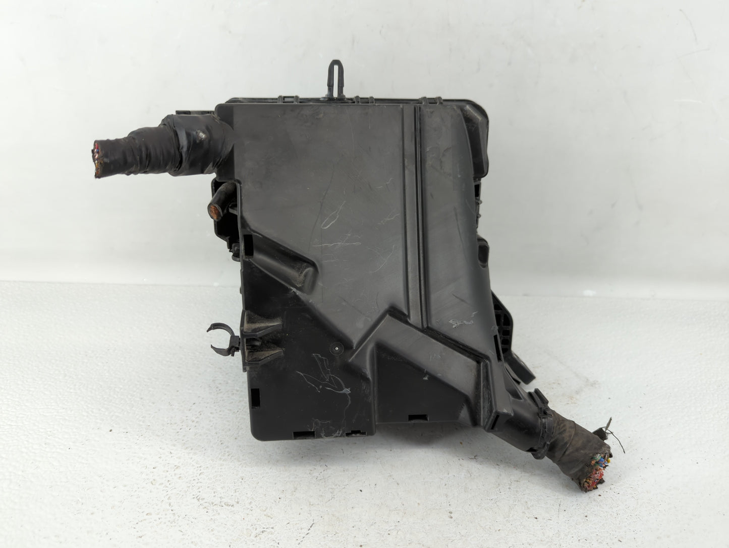 2015 Hyundai Sonata Fusebox Fuse Box Panel Relay Module P/N:91951-C2850 91950-C1820 Fits OEM Used Auto Parts - Oemusedautopa