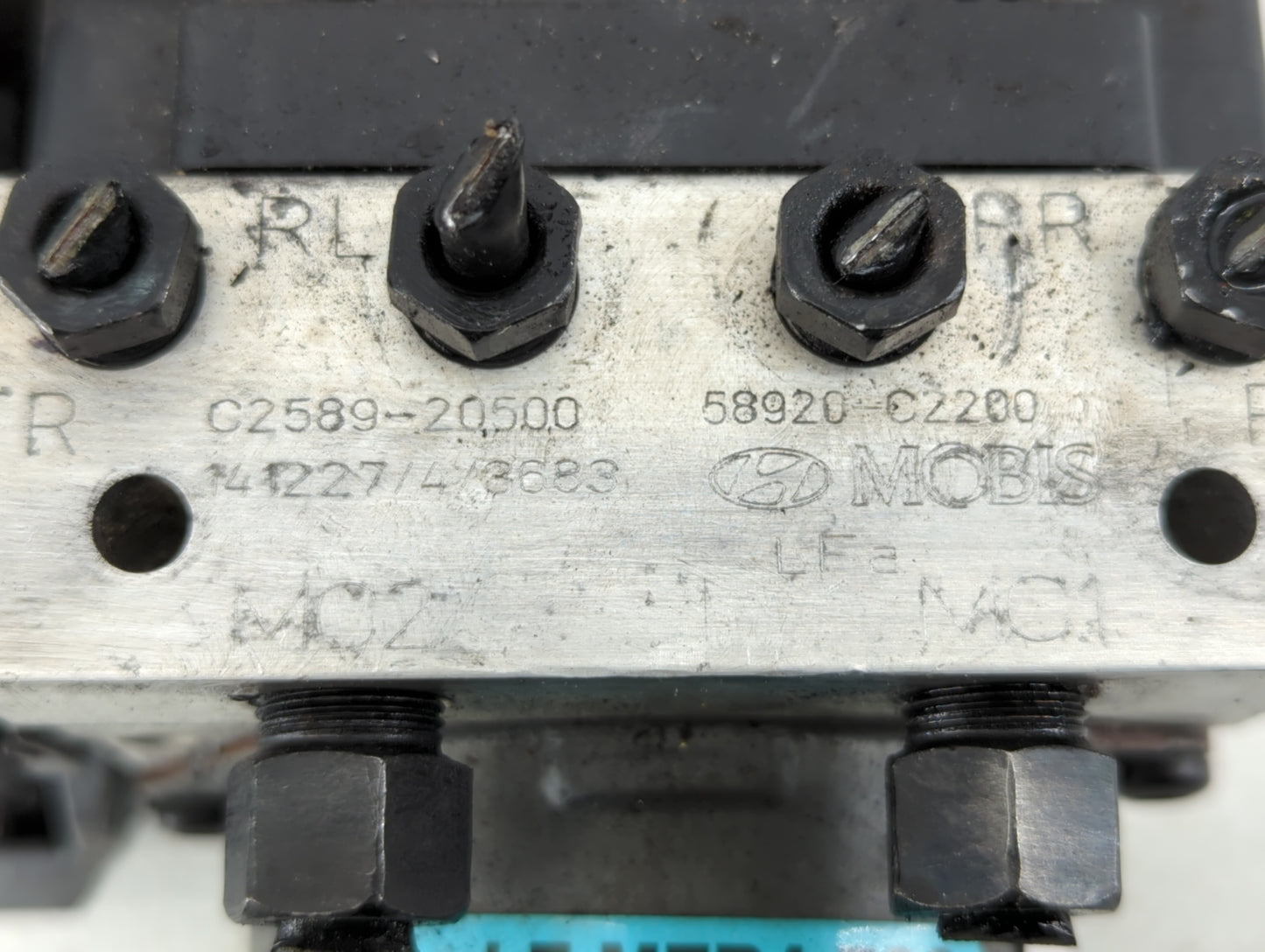 2015 Hyundai Sonata ABS Pump Control Module Replacement P/N:58920-C2200 C2589-20500 Fits OEM Used Auto Parts - Oemusedautopa