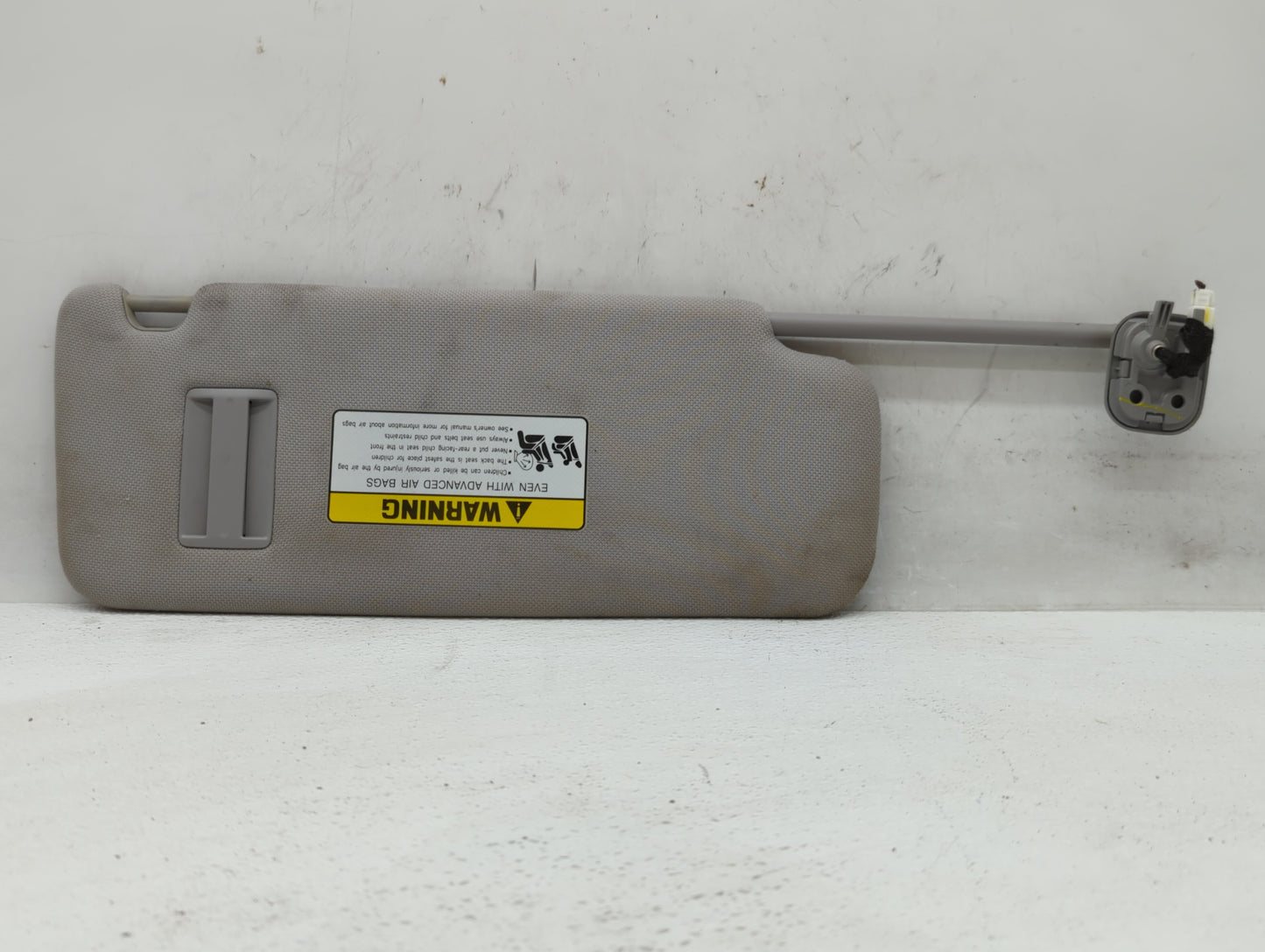 2015-2019 Hyundai Sonata Sun Visor Shade Replacement Passenger Right Mirror Fits Fits 2015 2016 2017 2018 2019 OEM Used Auto