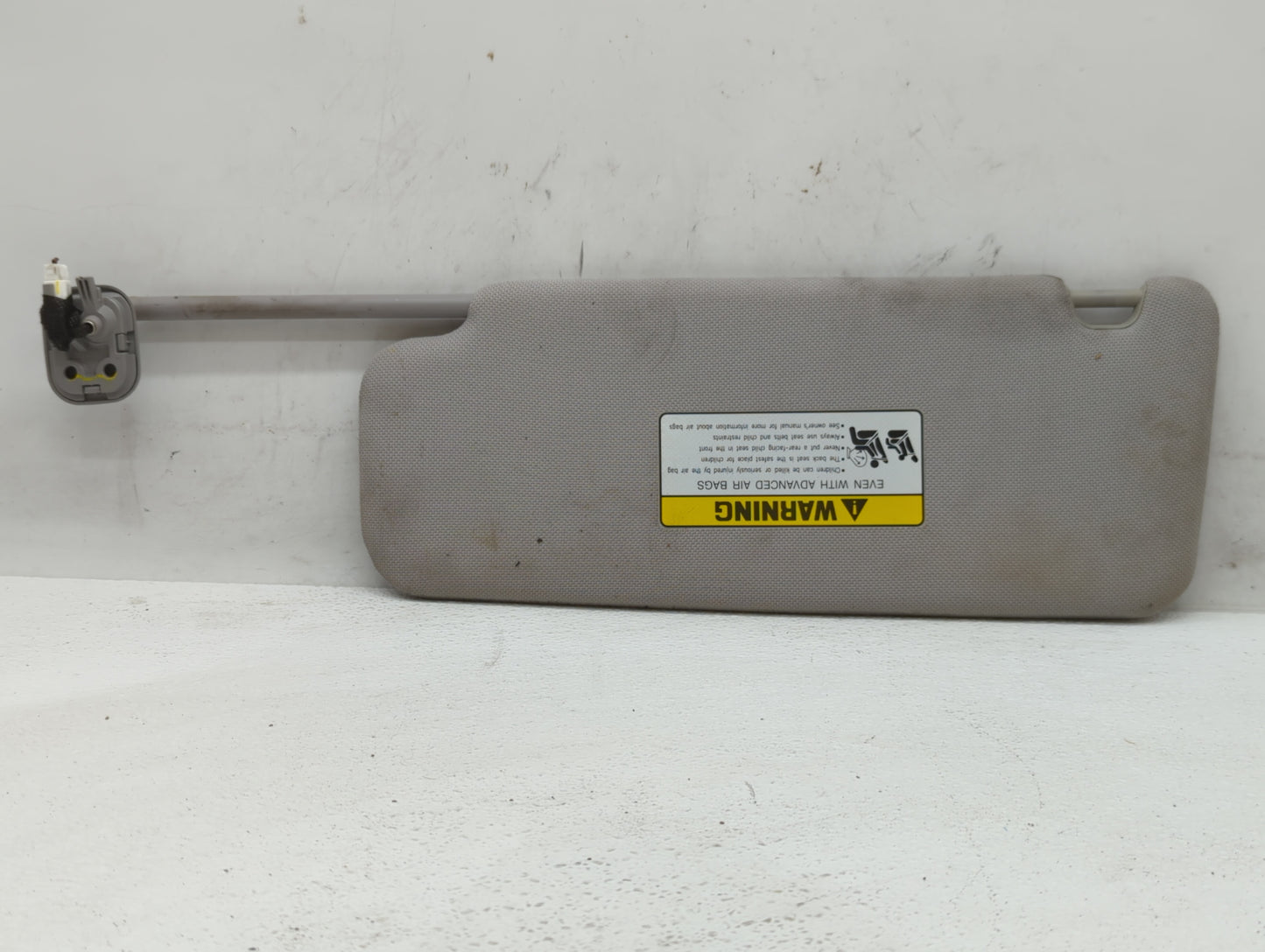 2015-2019 Hyundai Sonata Sun Visor Shade Replacement Driver Left Mirror Fits Fits 2015 2016 2017 2018 2019 OEM Used Auto Par