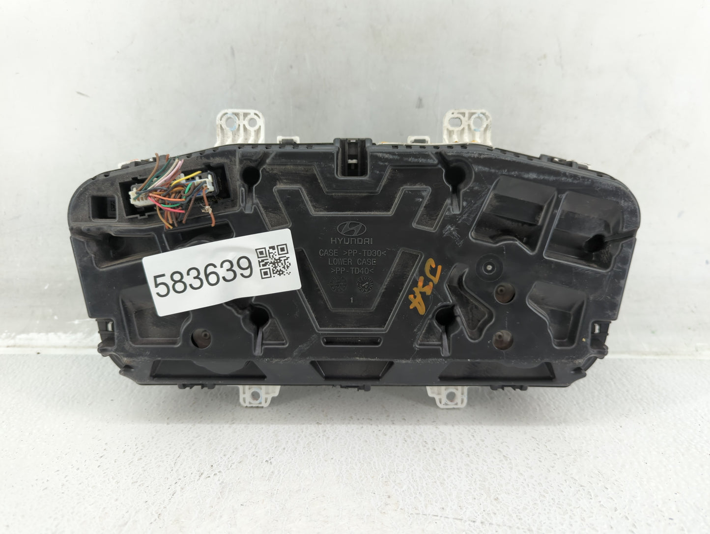 2015 Hyundai Sonata Instrument Cluster Speedometer Gauges P/N:94001-C2000 Fits OEM Used Auto Parts - Oemusedautoparts1.com