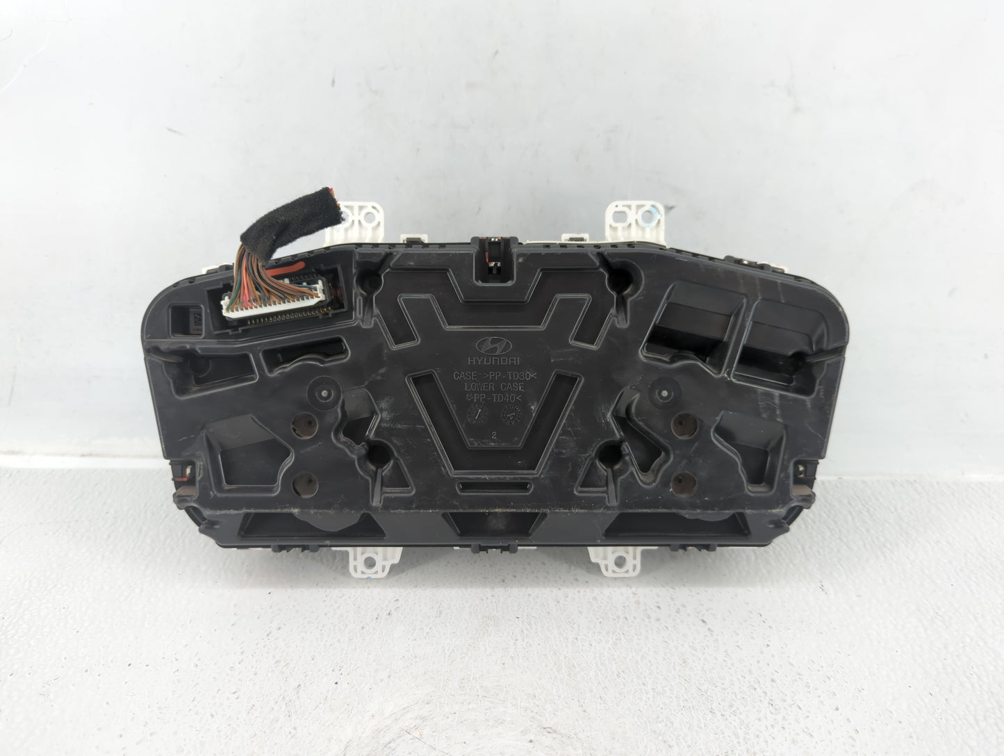 2015 Hyundai Sonata Instrument Cluster Speedometer Gauges P/N:94001-C2000 Fits OEM Used Auto Parts - Oemusedautoparts1.com