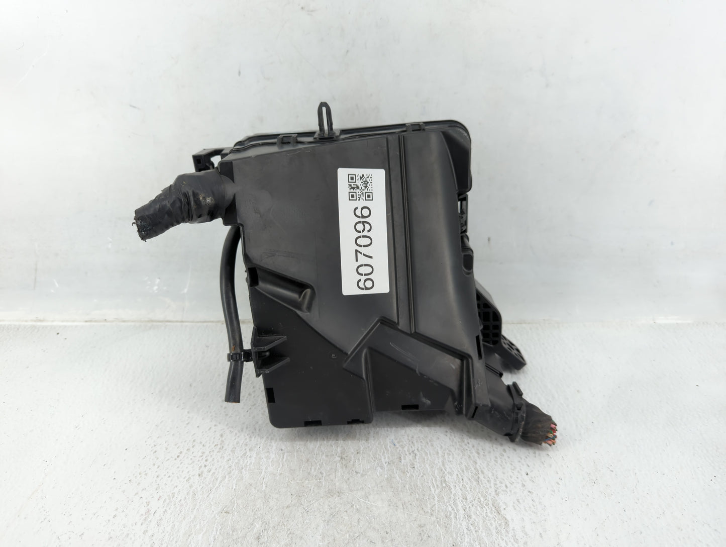 2015 Hyundai Sonata Fusebox Fuse Box Panel Relay Module P/N:6423-0102-7-000 Fits OEM Used Auto Parts - Oemusedautoparts1.com
