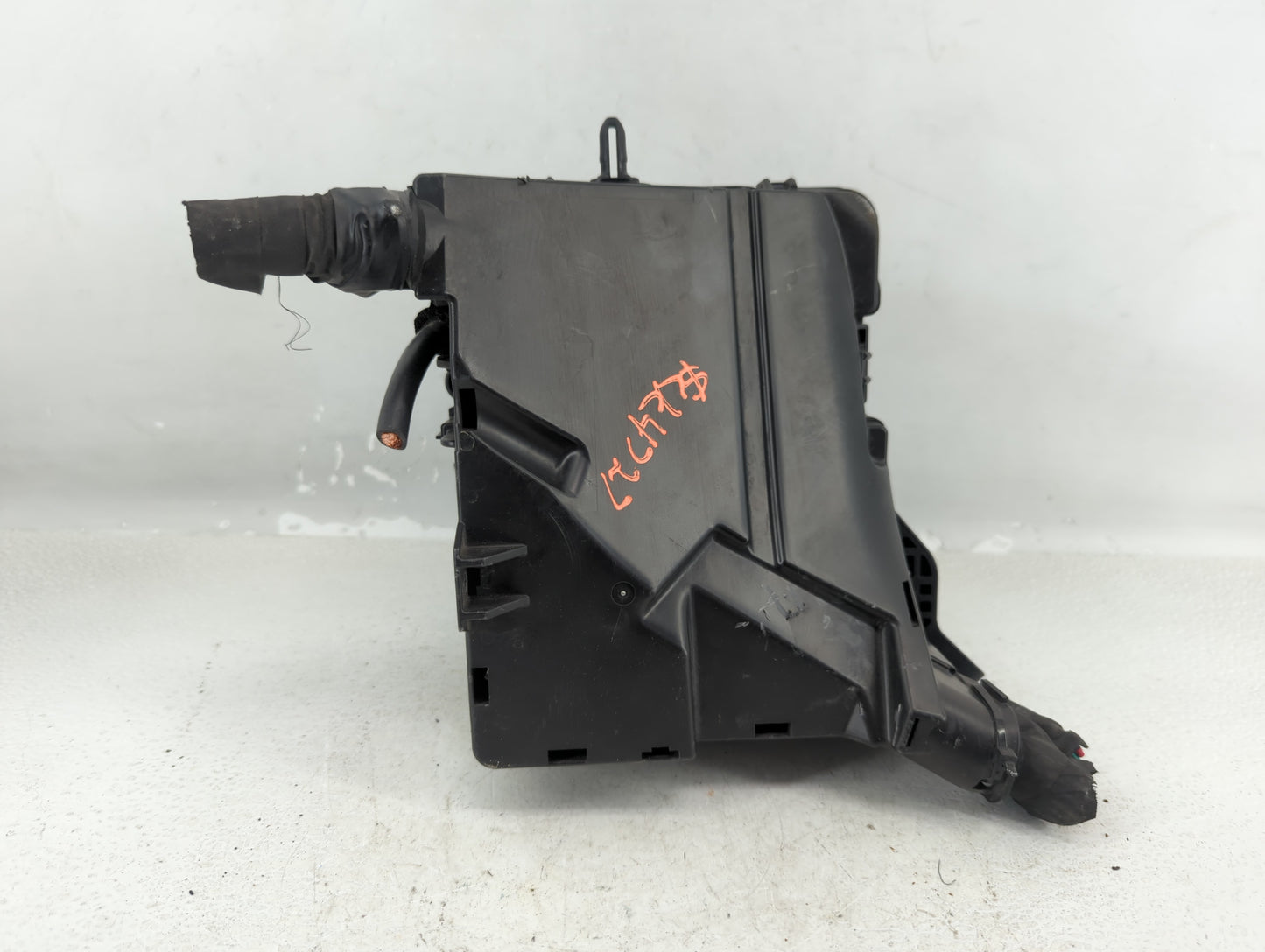 2015 Hyundai Sonata Fusebox Fuse Box Panel Relay Module P/N:6423-0102-7-000 Fits OEM Used Auto Parts - Oemusedautoparts1.com